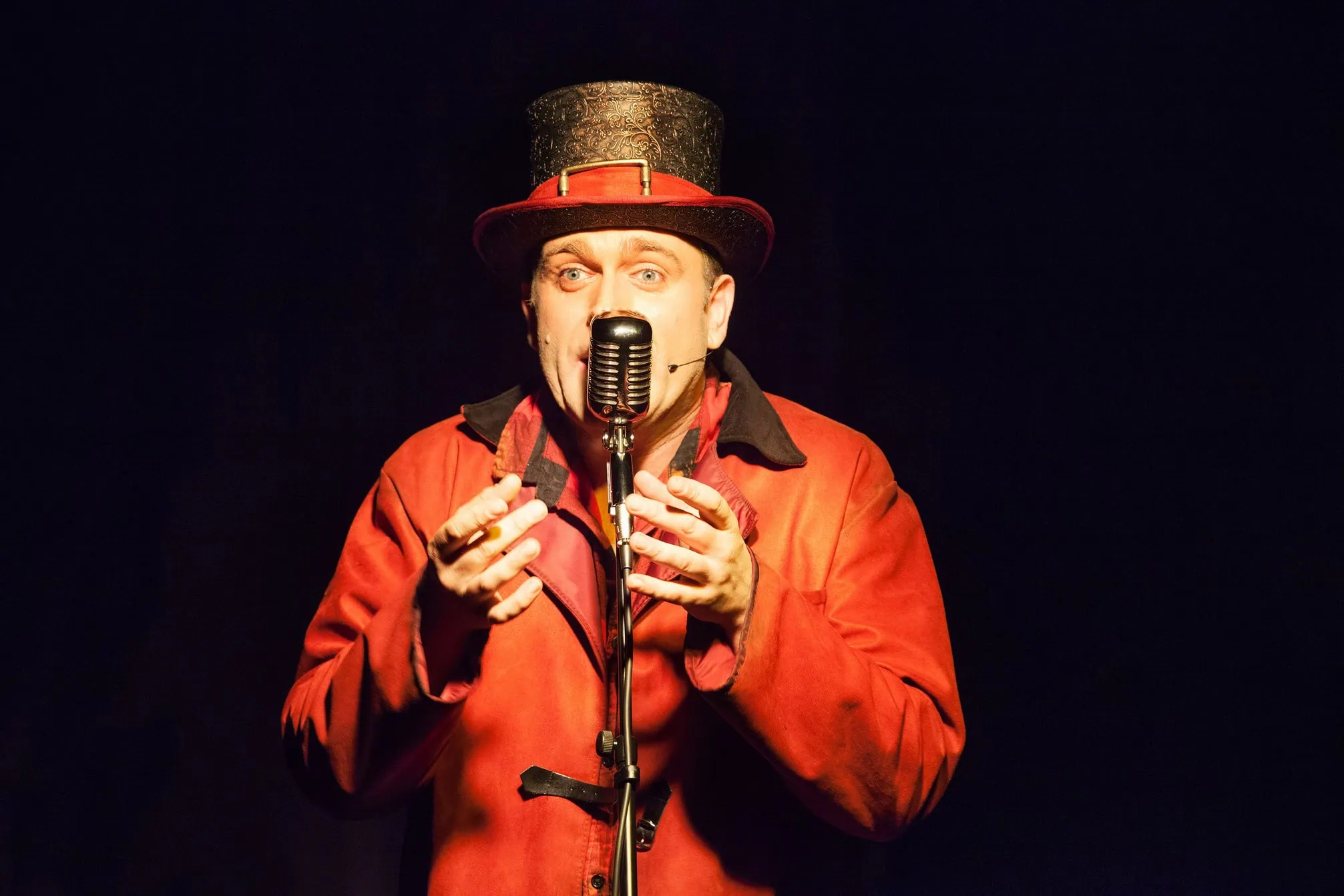 Mago para eventos familiares y fiestas privadas en Madrid